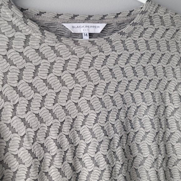 Black Pepper Texture Pattern Long Sleeve Top Size 10 US - Picture 4 of 7